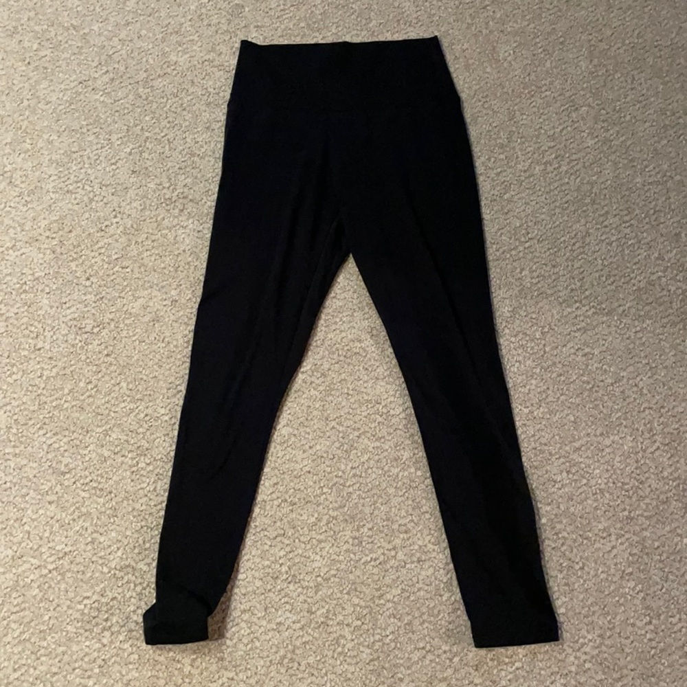 black leggings